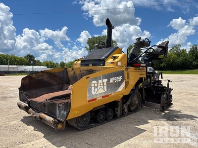 2019 Cat AP555 Track Asphalt Paver
