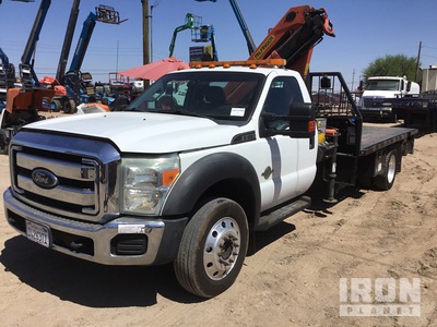 2015 Ford F-550 Super Duty 4x4 Ciężarówka z płaską platformą