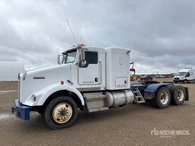 2007 Kenworth T800B 6x4 Cabeza Tractora Cabina Dormitorio