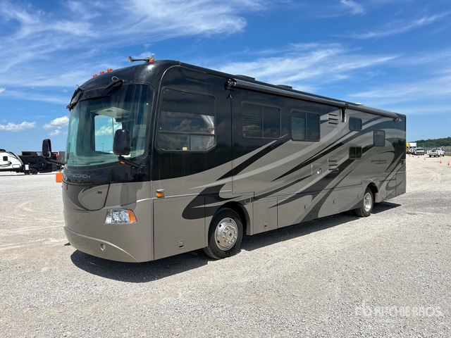 2009 Coachmen Sportscoach Cross Country 385DS Motor Home