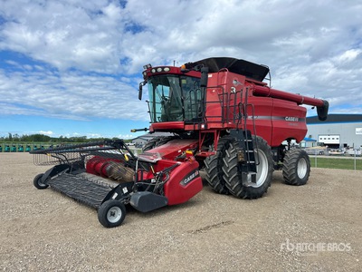2007 Case IH Axial-Flow 8010 Cosechadora