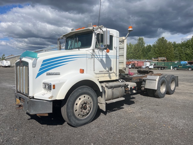 1995 Kenworth T800B 6x4 Heavy Haul T/A Day Cab Truck Tractor