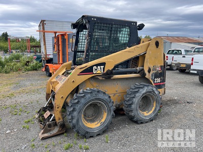 2004 Cat 236 Skid Steer Loader