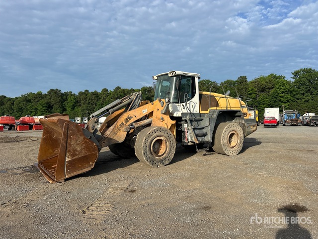 2015 Liebherr L566 Wheel Loader