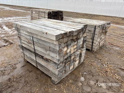 Quantity of 6 in x 4 in x 5 ft Pipeline Skid Wood Dunnage ادوات صناعية متنوعة