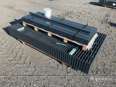 Qty of 75 Meter (1,43m x 2,50m) سياج الموقع (Unused)