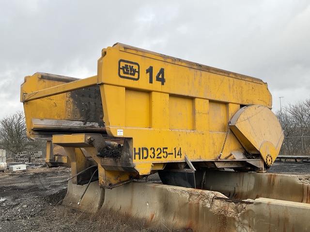 Quantity of (1) Ejector Bed - Fits Komatsu HD325