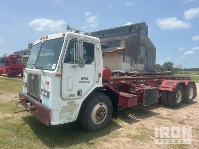 1994 Peterbilt 320 6x4 Roll-off vrachtwagen