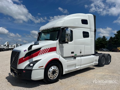 2019 Volvo VNL 6x4 Tracteur Routier Couchette