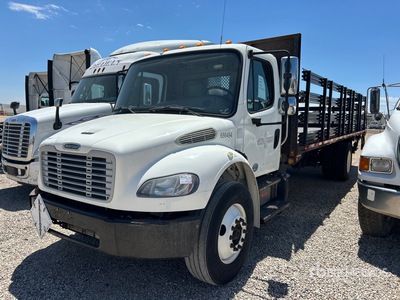2014 Freightliner M2 106 4x2 Flatbed Truck