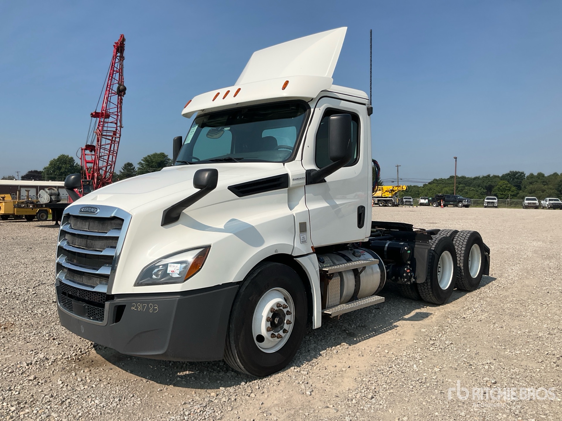 2020 Freightliner Cascadia 126 6x4 T/A Day Cab Truck Tractor
