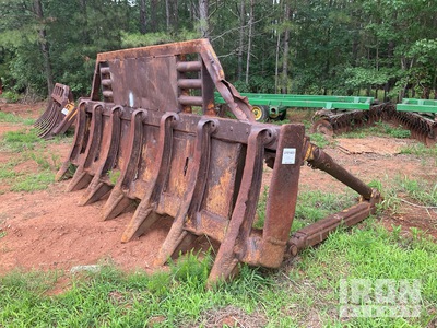 Cat D8H 168 in Rake Attachment