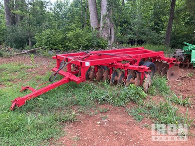 220 14 ft Semi-Mount Offset Breaking 16 ft. Offset Harrow Disc