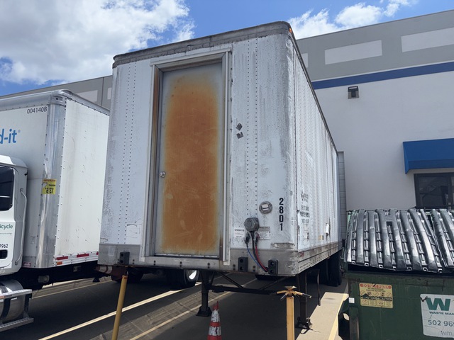 1999 Strick 28 ft S/A Van Trailer