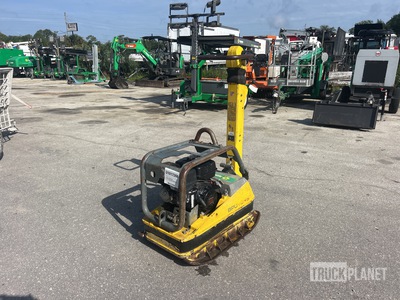 2022 Wacker BPU4045A Reversible Vibratory Plate Compactor