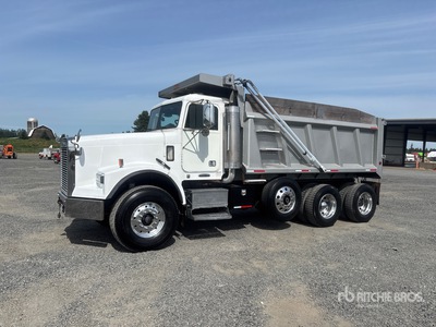 2004 Freightliner FLD120SD 8x4 Tipper Truck
