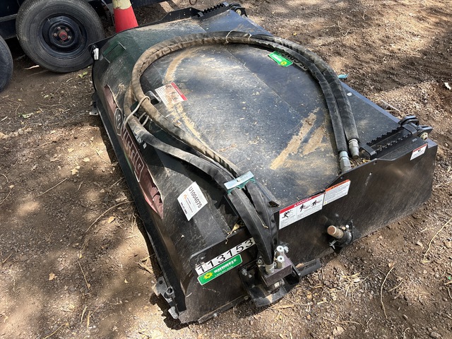 2024 Virnig PUB72VGCNKNG 72 in Skid Steer Sweeper 2024 Virnig PUB72VGCNKNG 72 in Skid Steer Sweeper