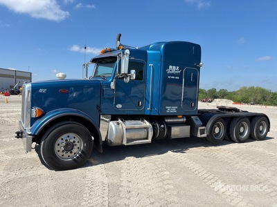 2012 Peterbilt 367 8x4 Tri/A Sleeper Truck Tractor
