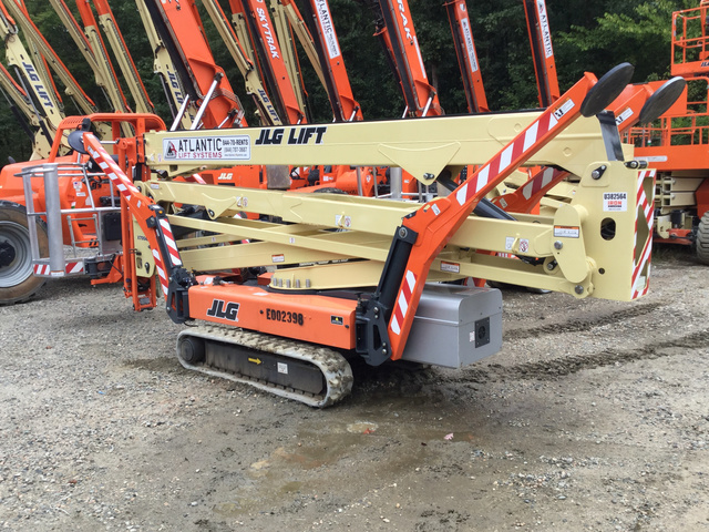 2015 JLG X700AJ Crawler Articulating Boom Lift 2015 JLG X700AJ Crawler Articulating Boom Lift