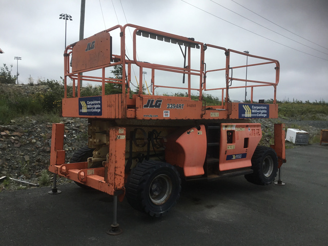 JLG 3394RT 4WD Dual Fuel Scissor Lift