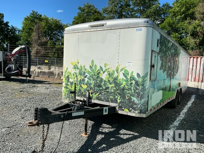 2016 Novea 24 ft T/A Gesloten aanhangwagen