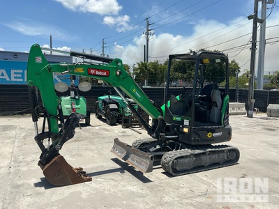 2017 Bobcat E32i Mini Excavadora