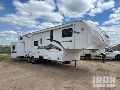 2011 Heartland Sundance 3300RLB 33 ft 0 in T/A 5th Wheel Camper Travel Trailer
