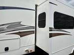 Exterior with Slide External Seals