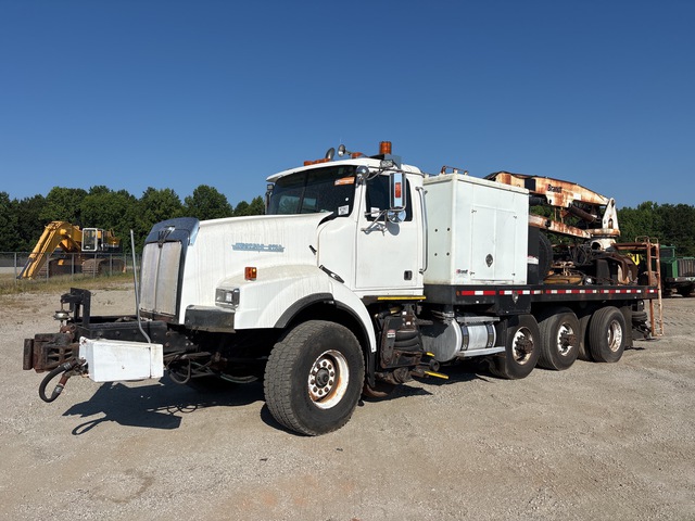 2002 Brandt 3028 10200 lb Knuckle Boom on 2002 Western Star 4900 8x4 Brandt Hi-Rail System Grapple Truck
