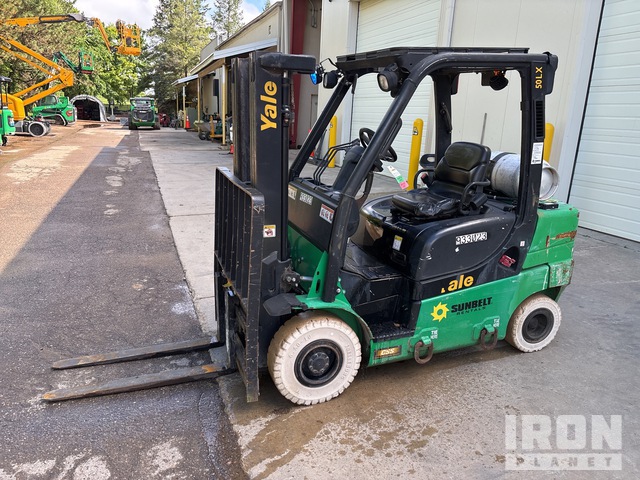 2016 Yale GTP050LX 4800 lb Pneumatic Tire Forklift