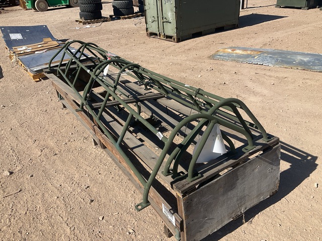 (5) 6669367 Vehicle Body Side Racks (5) 6669367 Vehicle Body Side Racks