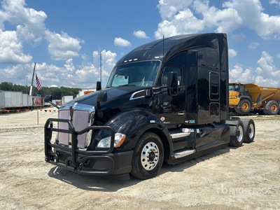 2021 Kenworth T680 6x4 Cabeza Tractora Cabina Dormitorio