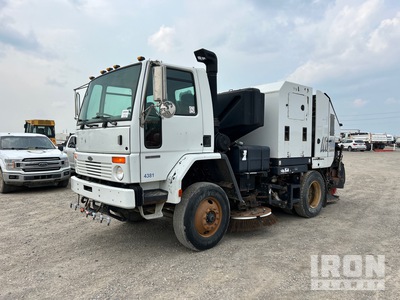 Schwarze M6000 on 2002 Sterling SC8000 Sweeper Truck