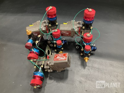 (3) Circle Seal Controls EM91-125 Fuel Valve Shutoff Valves