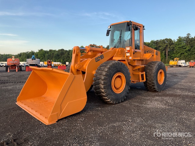 Case 821B Wheel Loader