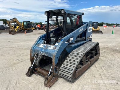 2006 Cat 267B Chargeuse sur rails compacte