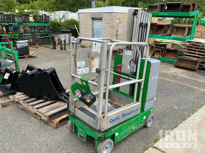 2017 Genie GR-20 Vertikaler Mastlift