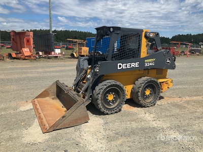 2019 John Deere 324G Two-Speed Minicargadora