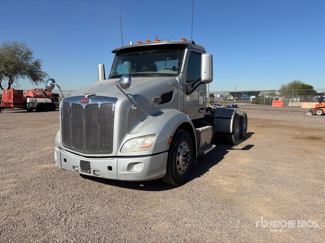 2020 Peterbilt 579 6x4 T/A Day Cab Truck Tractor