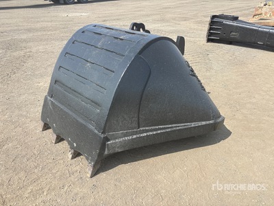 Lynn 40 in V-Ditching Excavator Bucket