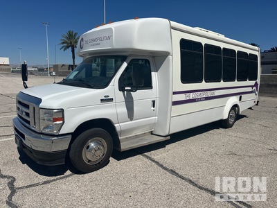 2022 Ford E450 4x2 24-Seat Mini Shuttle Autobus