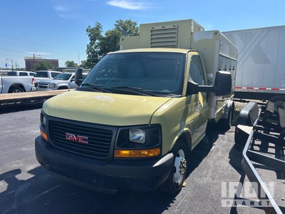 2013 GMC G33803 4x2 Camions - frigorifiques