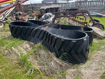 25 in Tracks Pneus - Fits Cat Challenger 65