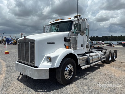 2009 Kenworth T800 6x4 3-Achs Sattelzugmaschine