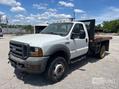 2005 Ford F-550 XL 4x4 Flatbed Dump Truck