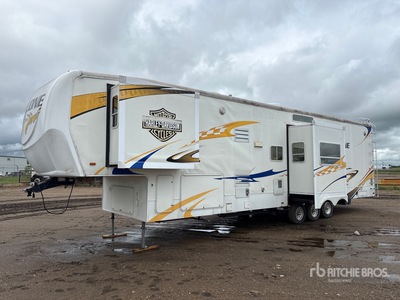 2008 Heartland Cyclone 4012 40 ft Tri/A Toy Hauler Remolque de viaje