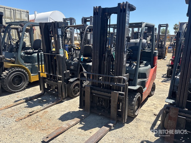 2015 Toyota 8FGCU35 6850 lb Forklift