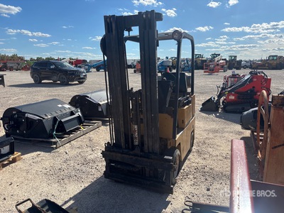 Cat T30D Forklift