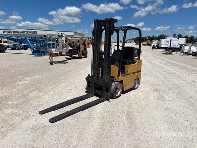 Cat T30D Cushion Tire Forklift