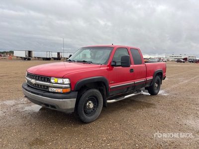 2002 Chevrolet Silverado 1500 4x4 Extended Cab Pickup